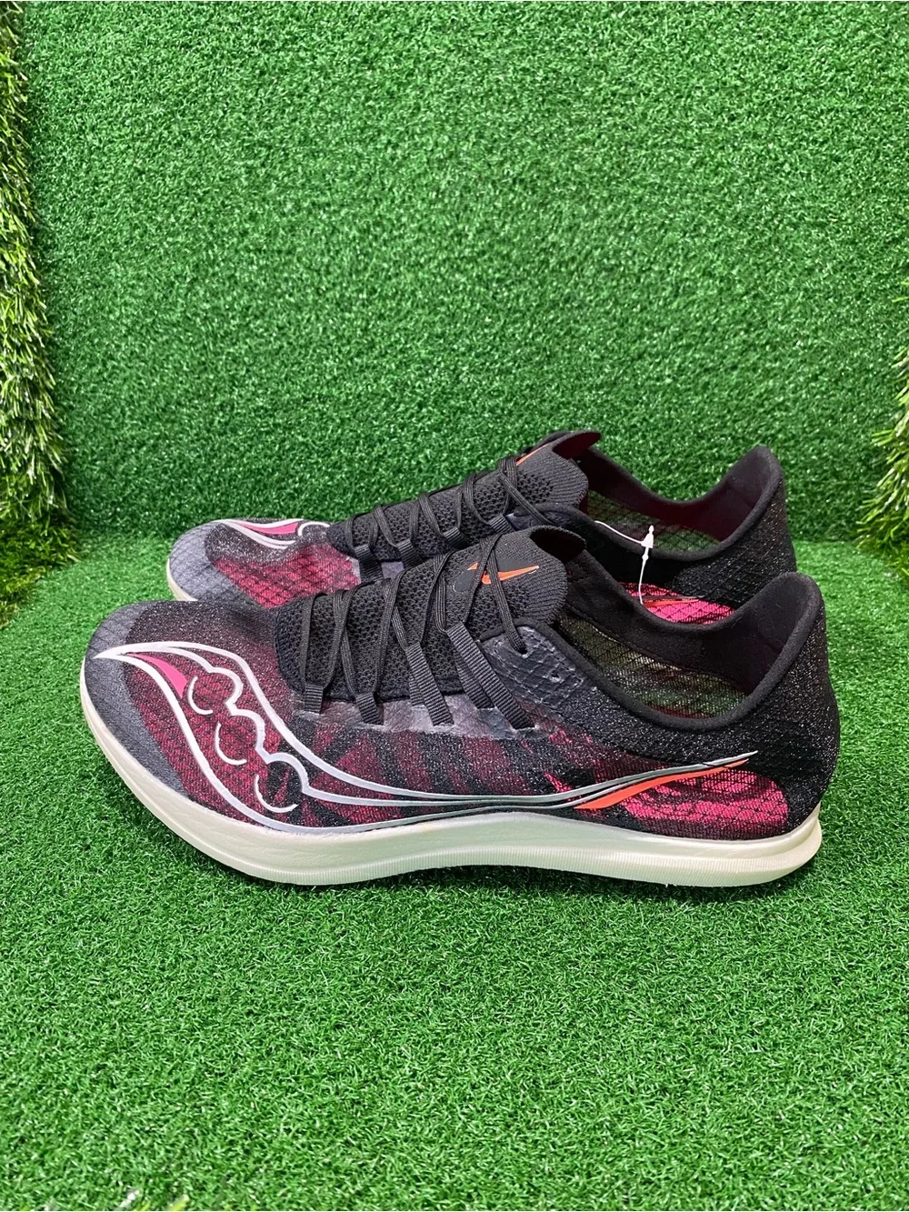 Saucony Terminal VT Spikes Men's Track Shoes S19101-85 Black/Vizi Sz 11.5 Womens